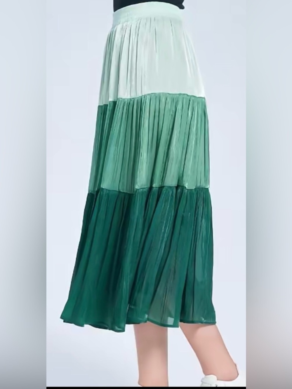 Tiered Green Ombre Midi Skirt - Casual Flowing Women's Skirt